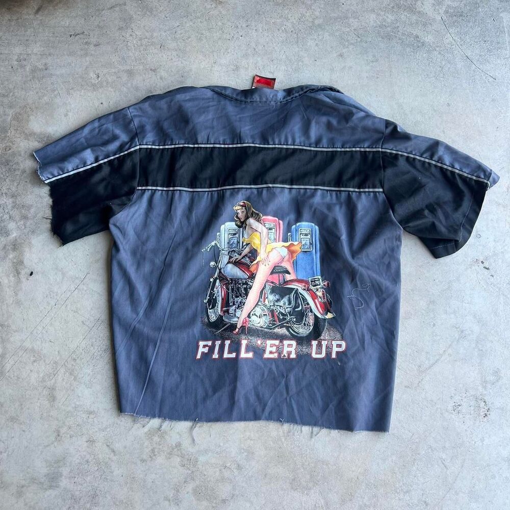 River Run 2016 cropped button up “Filler up” Mens size 3XL